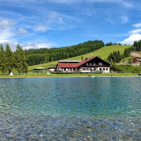 Weinapartment St. Urban Apartament