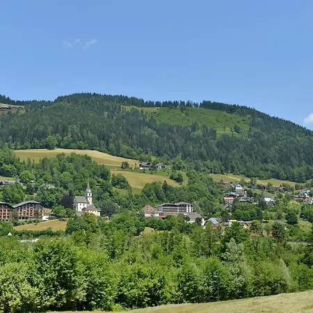 Weinapartment St. Urban Apartament *