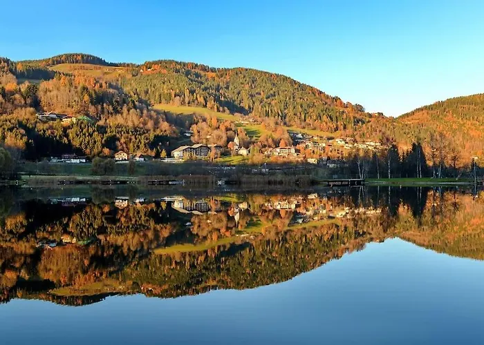Weinapartment St. Urban דירה